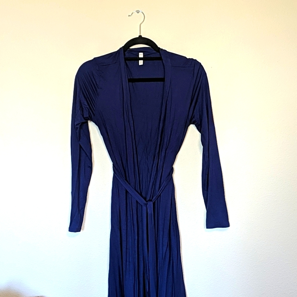 Long sleeve navy robe